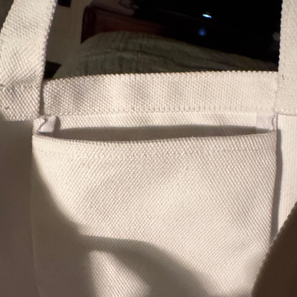 Chanel gift with purchase Canvas Bag with Black and Red Print brand new. - Picture 4 of 6